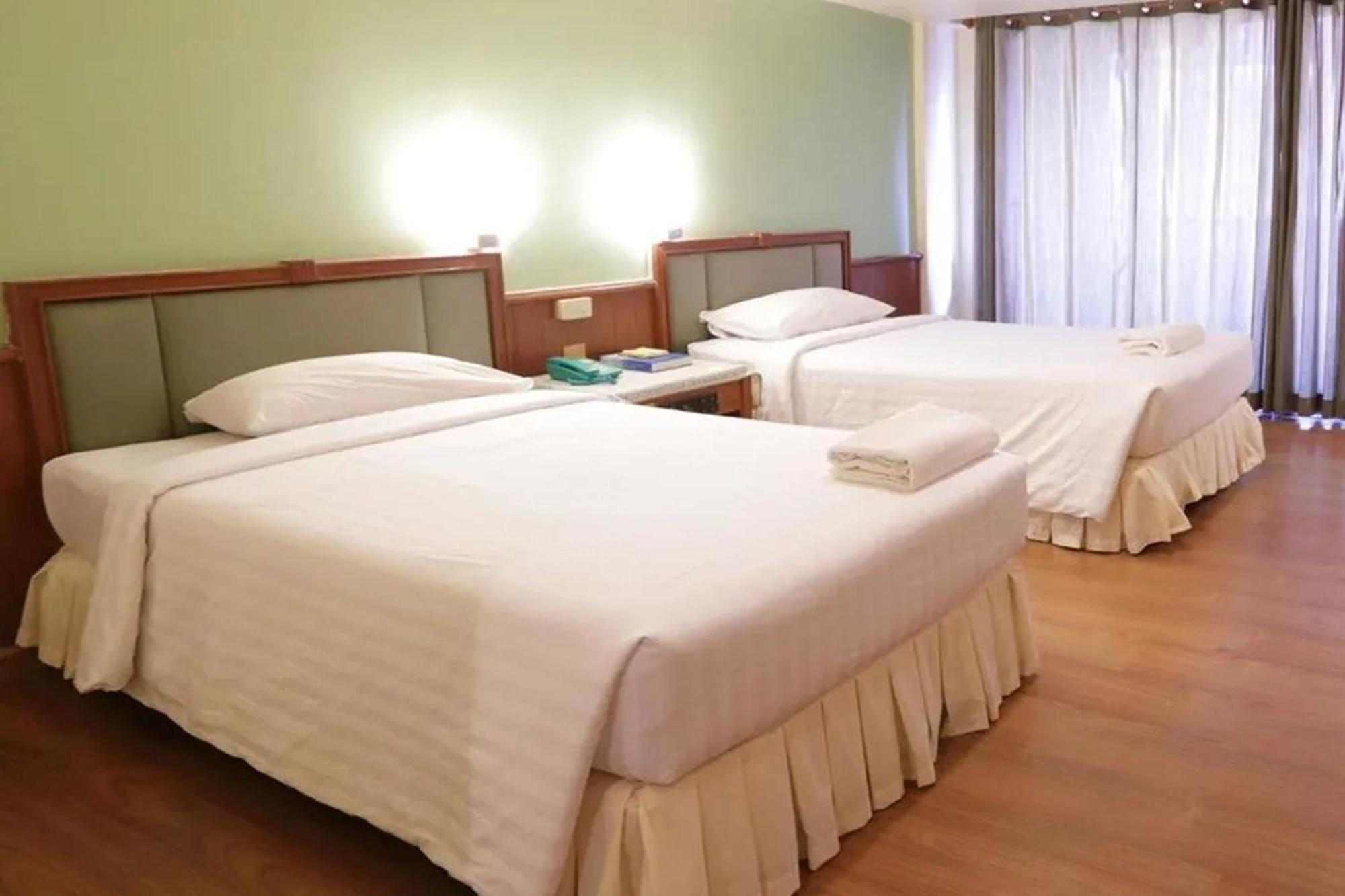 Pin Hotel Lampang Ngoại thất bức ảnh