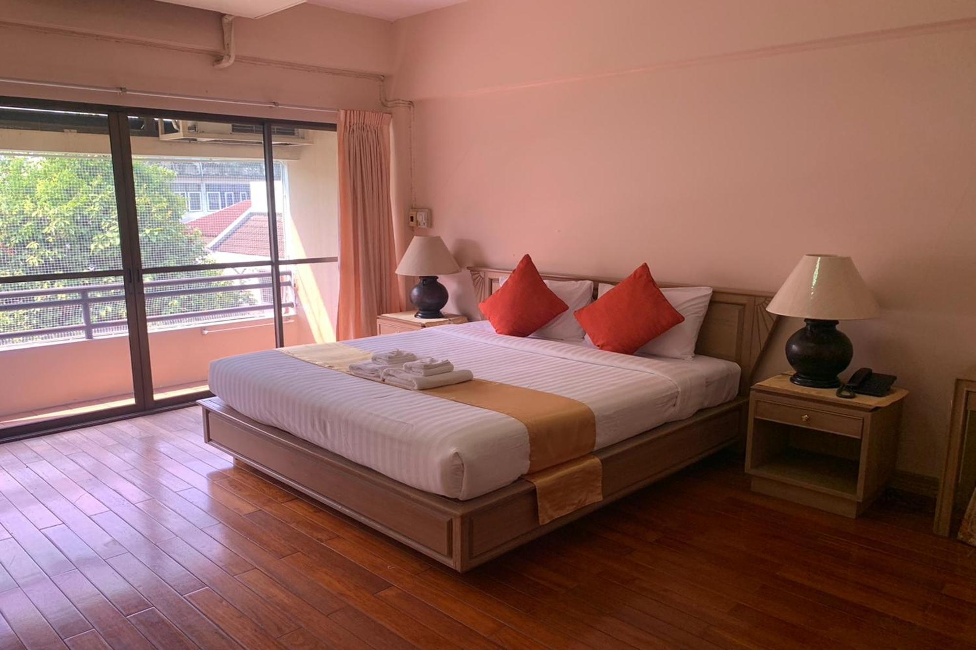 Pin Hotel Lampang Ngoại thất bức ảnh